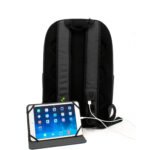 Mochila M-Edge Para Notebook 15'' Con Powerbank 4000mah