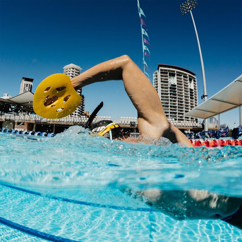 Paletas Flotantes Natación Finis Manta Paddles S - Imagen 5