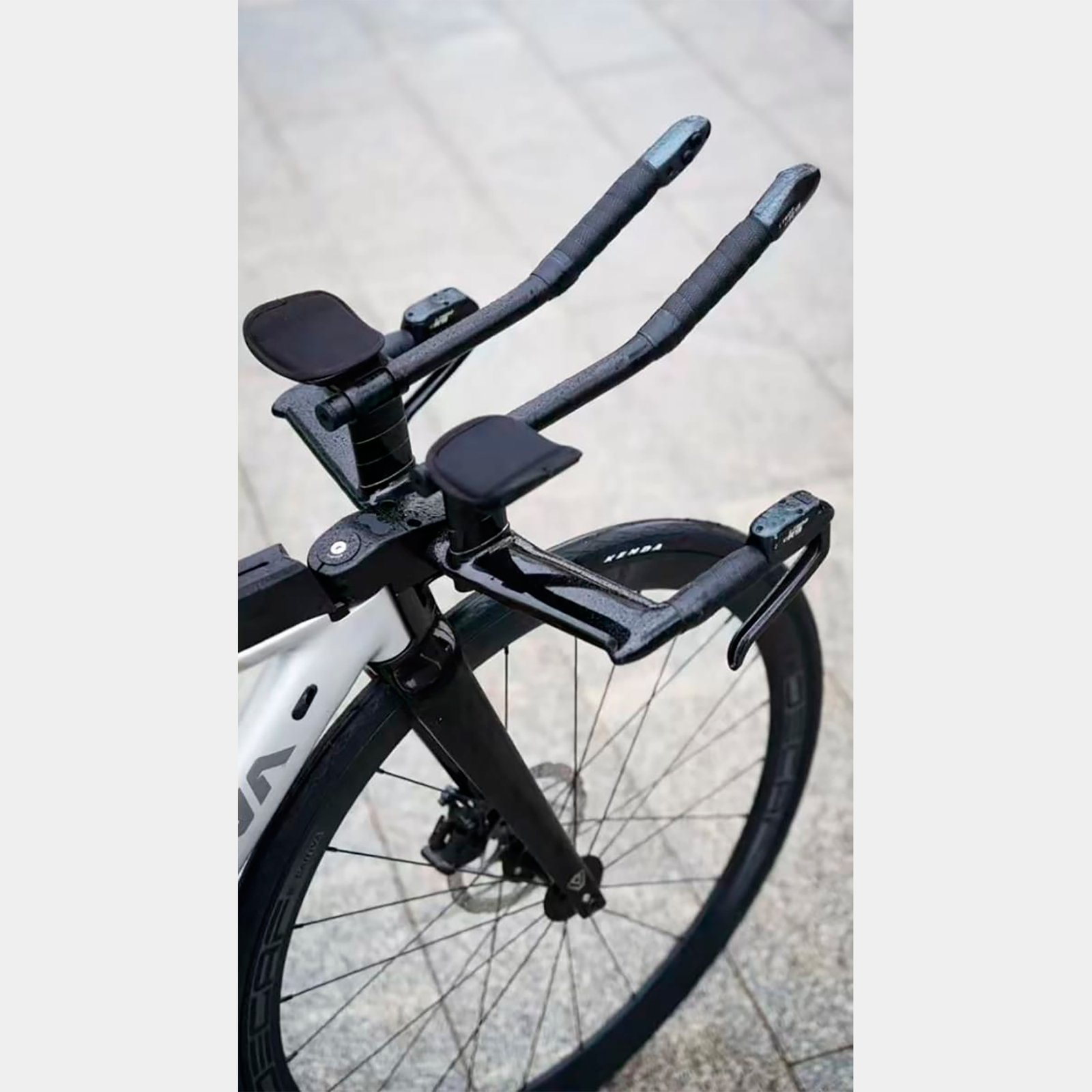 Bicicleta De Tría Crono Cambios Electrónicos Java Rivale 22V Talle S - Imagen 5