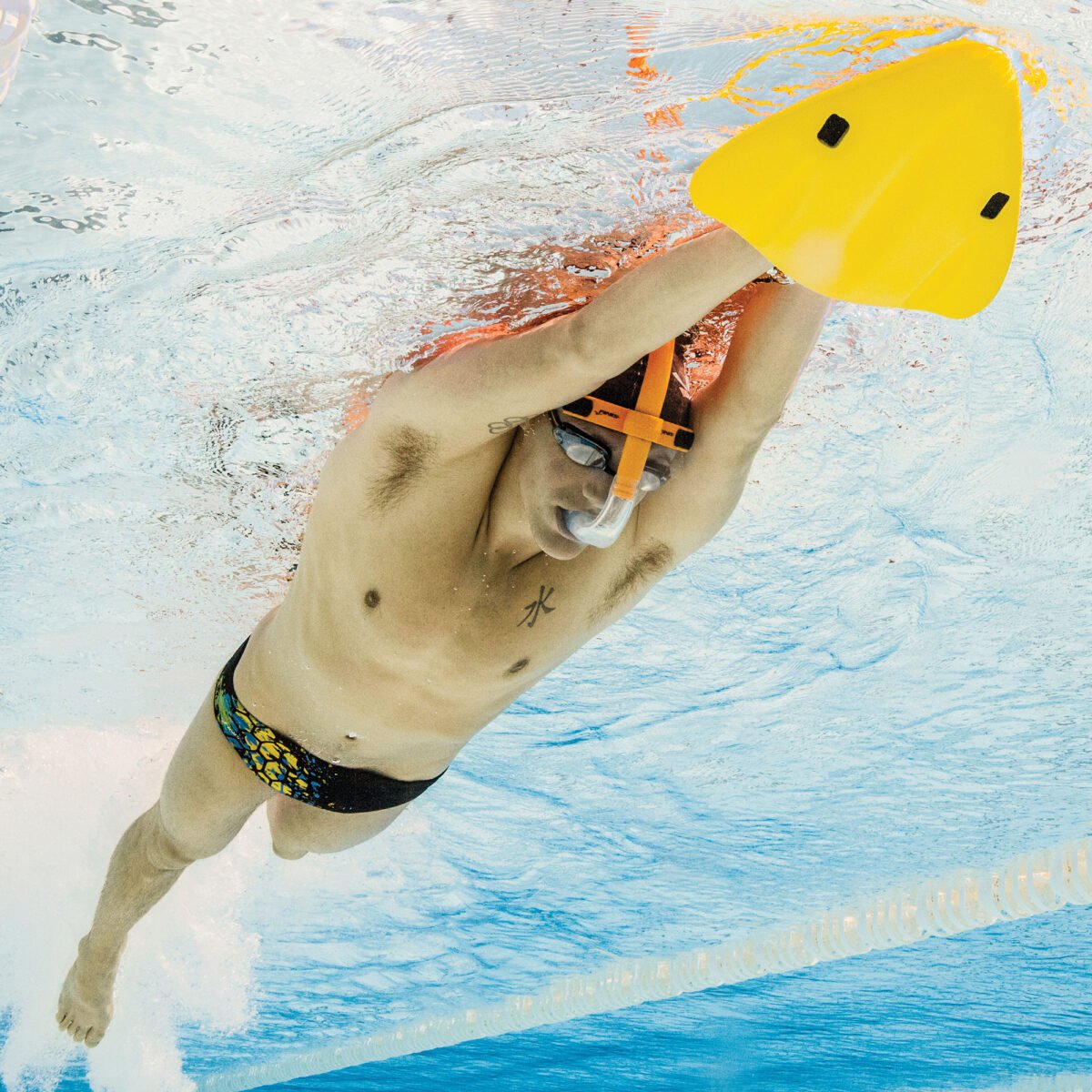 Tabla de Entrenamiento Alignment Kickboard Finis - Imagen 6