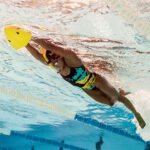 Tabla de Entrenamiento Alignment Kickboard Finis - Imagen 5