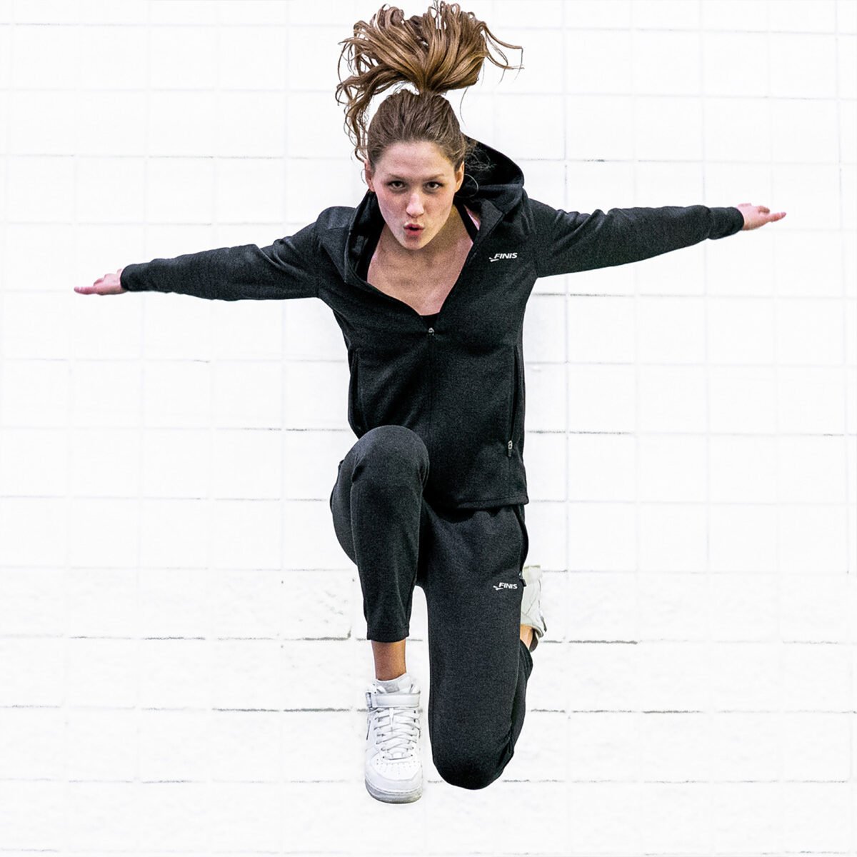 Pantalón Deportivo Mujer Finis Tech Pant Xl - Imagen 3