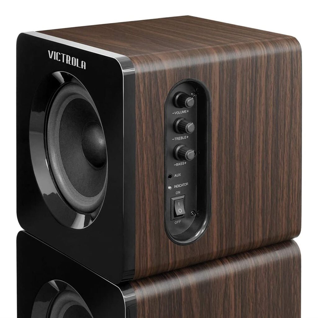 Parlante torre Victrola VS-160 — Ajustes de sonido y alimentación