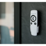 Shelly BLU Remote Control ZB   Control Remoto Inteligente  Blanco  Bluetooth y Zigbee - Imagen 2