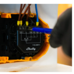 Shelly Shutter   Controlador para Persiana y Cortinas  Control de Consumo  Shelly - Imagen 2