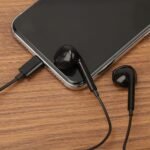 Manos Libres Stereo ROCA Out_U   Lightning  Negro (tipo iPhone)  Universal - Imagen 2