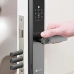 Cerradura inteligente Ezviz CS-DL05 3 bulones cilindricos