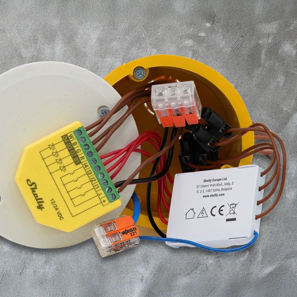 mancru-123426-2e9c7763ec420044dff429482e3339e9 Shelly 4-Channel Desacoplador 230V - Imagen 1