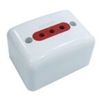 Tomacorriente de pared Conatel 1X3L 10A 2P+T Exterior