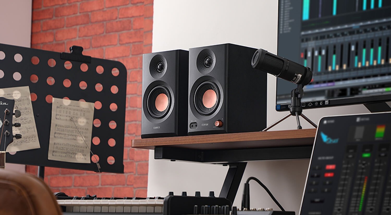 cdr-b2ebe12ca22b38988649f2254645eb37 Monitores Edifier MR3 Estudio Bluetooth 36W Blanco - Imagen 1